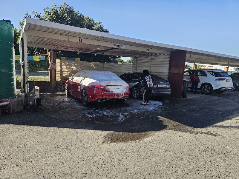 Bubbles Car Wash